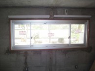 コンクリートの防寒対策を床暖房と断熱サッシで快適に コンクリートの防寒対策を床暖房と断熱サッシで快適に